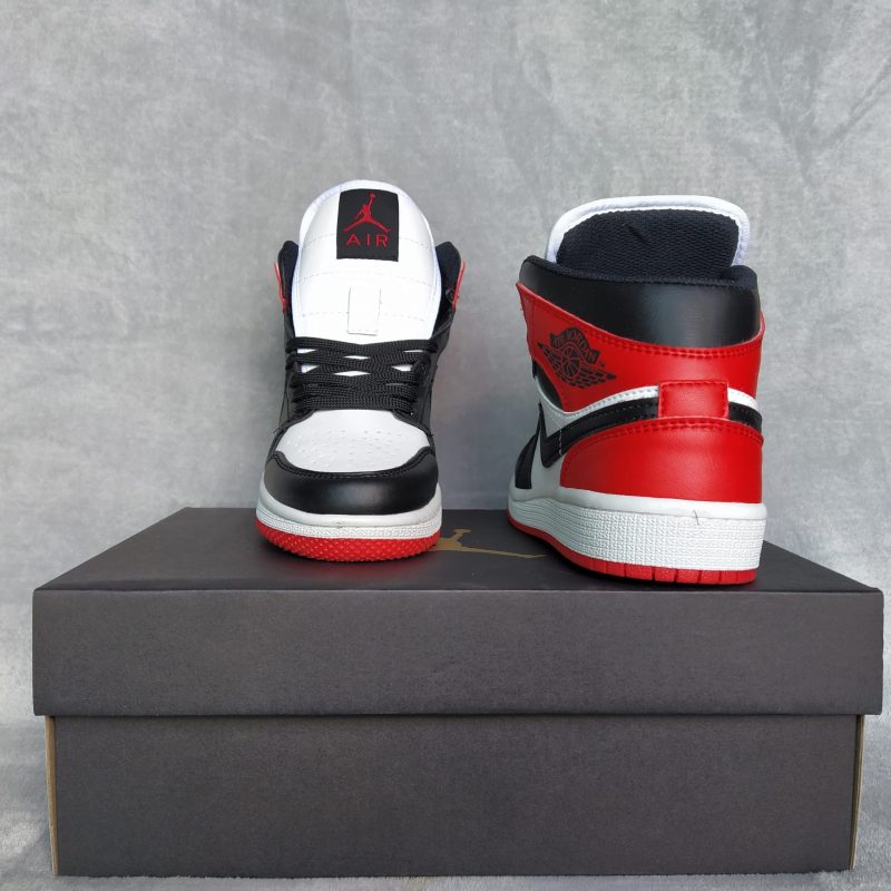 Sapatilhas Nike Air Jordan Mid Branco com Vermelho 09