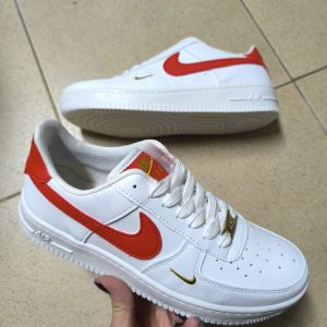Sapatilhas Nike Air Force Branco com Vermelho