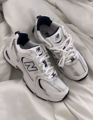 New Balance 530 Branco com Preto
