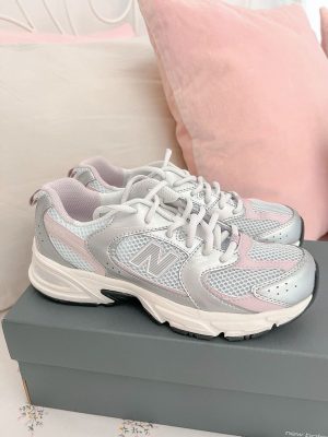 New Balance 530 Branco com Rosa