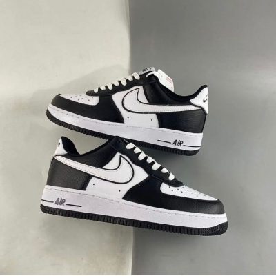 Nike Panda